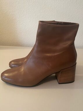 Alberto Fermani Italian Made Leather Booties size 38.5/7.5